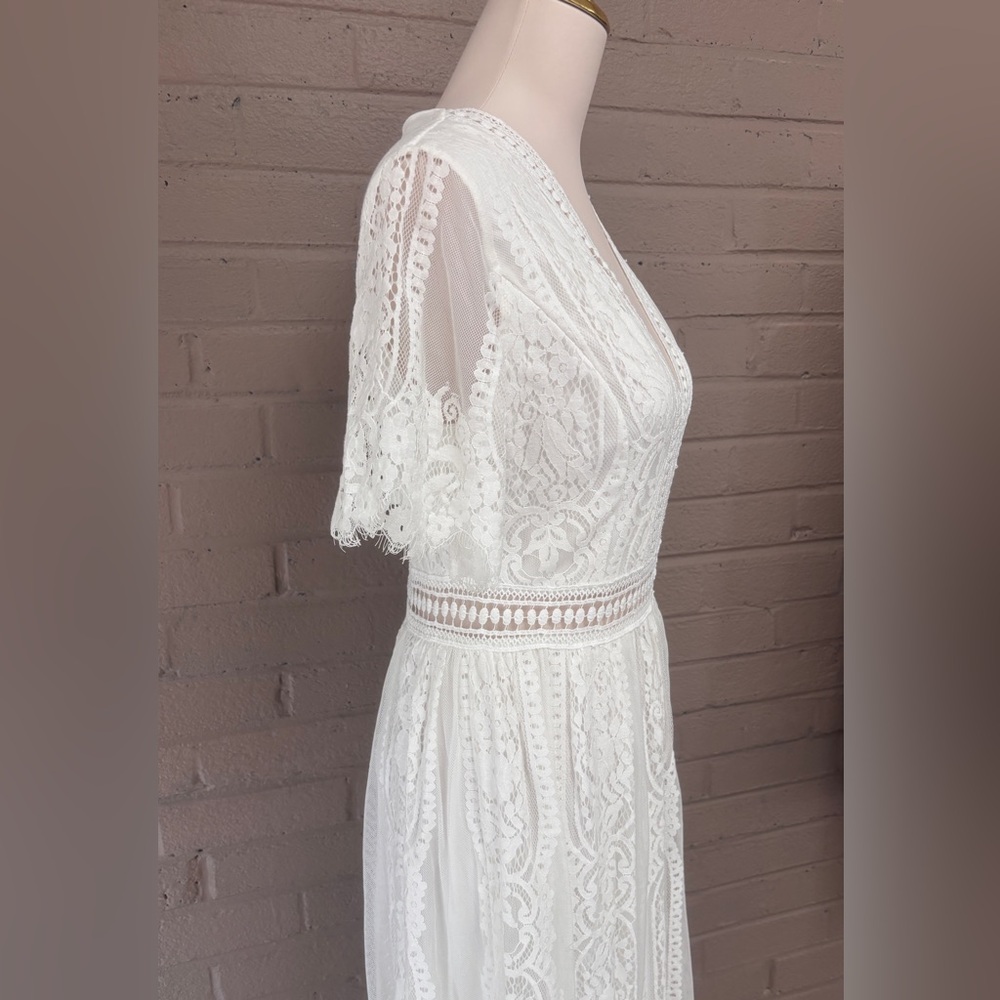White Lace Dress - Picture 10 of 16